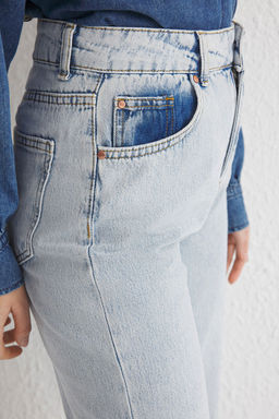Ac?k Mavi Pacas? Y?rtmacl? Yuksek Bel Wide Leg Jeans TWOSS25JE00057 - Trendyolmilla фото 4