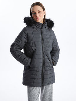 Kad?n Kap??onlu D?z ?i?me Mont