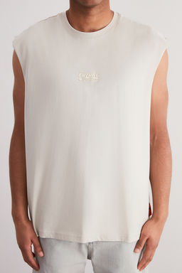 TRENDYOL MAN Siyah Oversize/Genis Kesim Kabar?k Yaz? Bask?l? Etiketli T-Shirt/Atlet TMNSS24AL00005 - Trendyolmilla фото 4