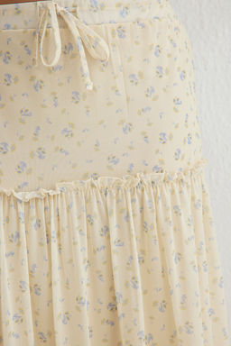 Ac?k Sar? Tul Cicek bask?l? Buzgu/Drape Detayl? Esnek Etek TWOSS25ET00064