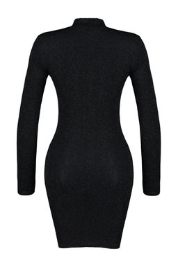 Trendyolmilla Siyah Vucuda Oturan Par?lt?l? Simli Orme K?sa S?k Abiye Elbise TPRAW24EL00006  фото 8