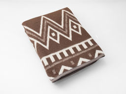 Одеяло байковое в канте 140*205 жаккард "Зигзаг" цв. коричневый (Россия)