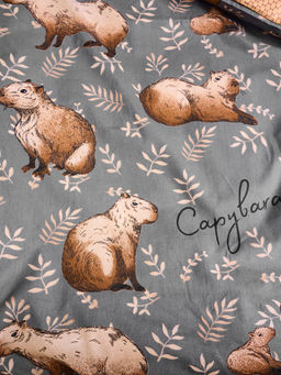 Постельное белье детское поплин с простыней на резинке - Капибары 145*112; 80*160*20; 40*60