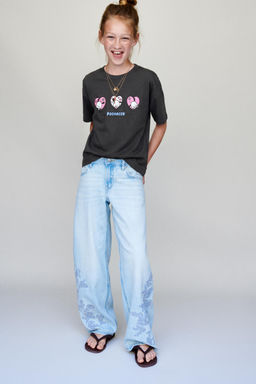 CAMISETA POCHACCO  SANRIO / Gris antracita