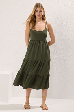 Haki Duz Etegi Belden Ac?lan Midi Dokuma Elbise TWOSS22EL1837