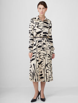 Платье из принтованной атласной ткани