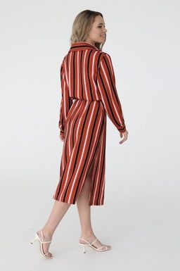 Платье-рубашка прямого кроя с поясом - Looklikecat фото 2