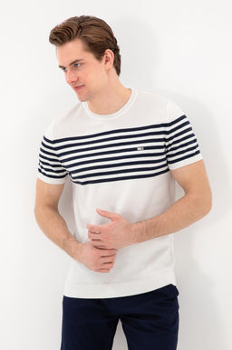 Erkek Slim Fit Bisiklet Yaka Beyaz Triko Ti__rt Sepette S_rpriz _ndirim