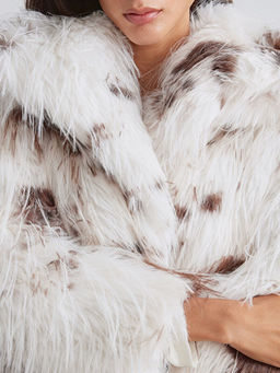 Ceket Yaka Desenli Kad?n K?rk Mont