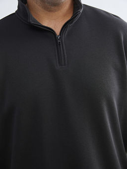 B?y?k Beden Dik Yaka Erkek Sweatshirt