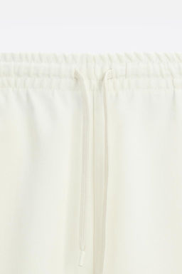 INTERLOCK TEXTURED BERMUDA SHORTS - Zara фото 26
