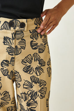 67615 Брюки и жакет