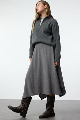 TRENDYOLMILLA Antrasit Klos Dokulu Y?rtmac Detayl? Midi Etek TWOAW25ET00106