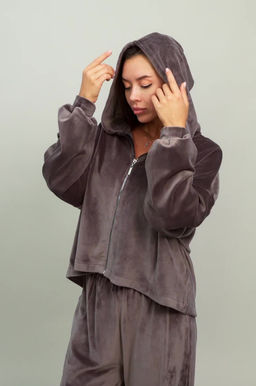 Женский костюм оверсайз из велюра Happyfox