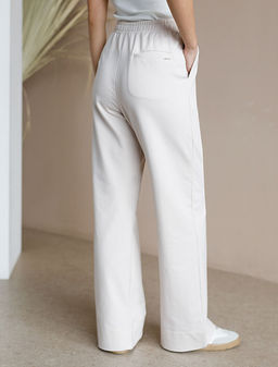 D44.140 Брюки женские бежевый