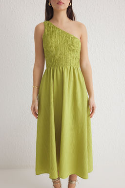 TRENDYOLMILLA Kahverengi Belden Ac?lan Ust Bedeni Gipeli Tek Omuz Midi Dokuma Elbise TWOSS23EL01830  фото 30