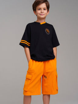 12511034 Комплект для мальчиков: фуфайка (футболка), шорты