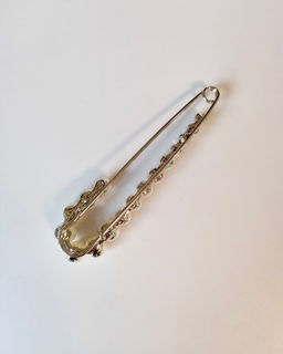 Брошь-булавка