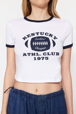 Beyaz %100 Pamuk Slogan Bask?l? Fitted/Vucuda Oturan Crop Bisiklet Yaka Orme T-Shirt TWOSS23TS00100