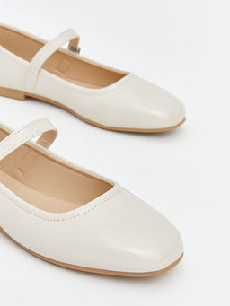 Deri G?r?n?ml? K?z ?ocuk Babet