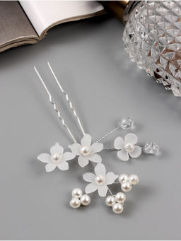 Цена за 2 шт. Шпилька для волос «Эмилия», цветник бусинки, 8×6 см, белая