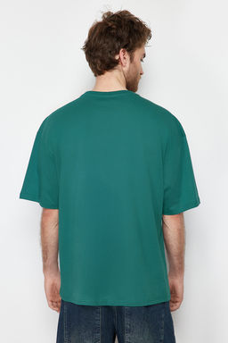 Zumrut Yesili Oversize/Genis Kesim Basic %100 Pamuklu Tok Kumas T-shirt TMNSS22TS0318