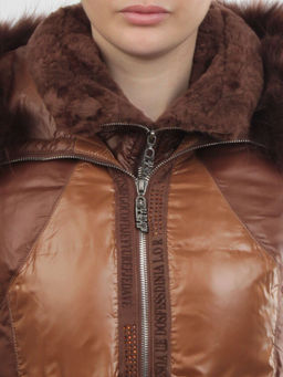1207 BROWN Куртка зимняя женская (пух, натуральный мех)