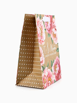 Цена за 3 шт. Пакет подарочный крафтовый 8 марта, MS 18?10?23 см