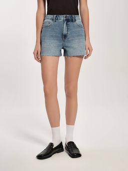 CONTE CON-755 Джинсовые шорты с эффектом потёртостей и необработанным краем light blue