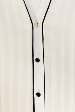 CONTRAST TRIM PLEATED BLOUSE - Zara фото 8