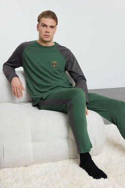 Erkek Yesil Reglan Kol Regular Fit Orme %100 Pamuk Pijama Tak?m? TMNAW25PT00004