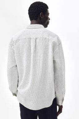 Camisa en mezcla de lino Relaxed Fit - H&m фото 13