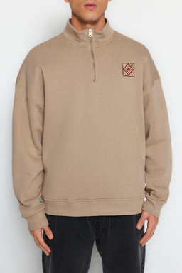 TRENDYOL MAN Vizon Oversize/Genis Kesim Fermuarl? Nak?s Detayl? Ici Polar/S?cak Tutan Sweatshirt TMNAW24SW00132 - Trendyolmilla фото 4
