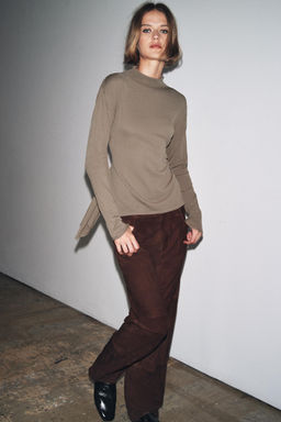 KNIT TOP WITH TIE BACK
