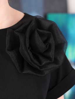 Брошь-цветок черного цвета большая