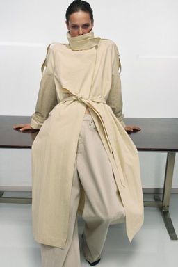 TRENCH CUELLO ALTO ZW COLLECTION / Mantequilla - Zara фото 2