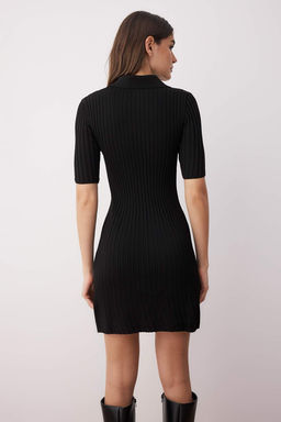 Siyah Dugme Detayl? Duz A-line Polo Yaka Mini Triko Elbise TWOAW26EL00000 - Trendyolmilla фото 4