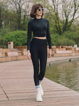 CONTE Укороченный спортивный джемпер на молнии LJ 2773 black - Conte elegant фото 2