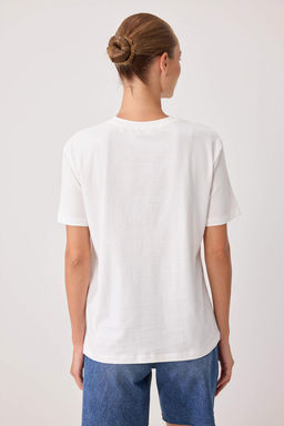 Ekru Bal_k Bask_l_ Oversize Bisiklet Yaka Standart Kol K_sa %100 Pamuk _rme T-Shirt TWOSS26TS00123 - Trendyolmilla фото 4