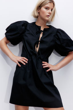 Vestido de manga puffy con tiras de anudar - H&m фото 2