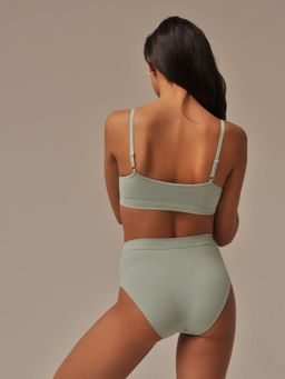 Топ на тонких регулируемых бретелях с чашечками - My фото 28