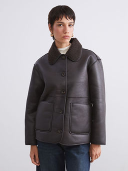 Pel?? G?mlek Yaka Kad?n Deri G?r?n?ml? Mont