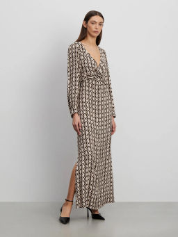 ЕМКА / Платье приталенного кроя