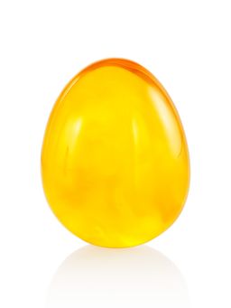 Сувенирный янтарь Капля насыщенного медового цвета