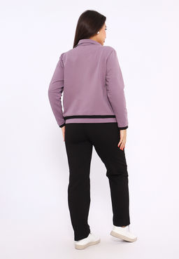 647 Костюм спортивный