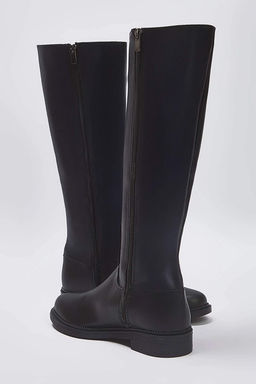 Siyah Toka Detayl? Duz Topuklu Binicilik Tarz? Kad?n Cizme
TAKAW26CZ00012 - Trendyolmilla фото 6