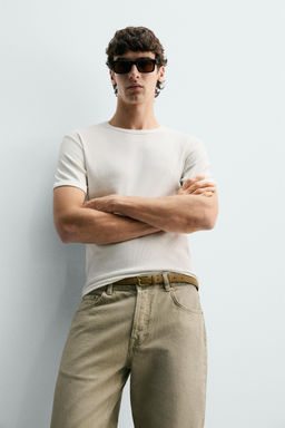 CAMISETA REGULAR FIT RIB / Crudo