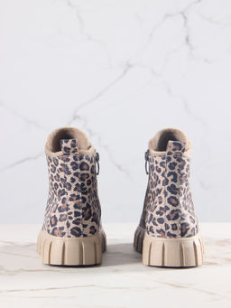 Ботинки 217.91505be.Бежевый леопард/мех