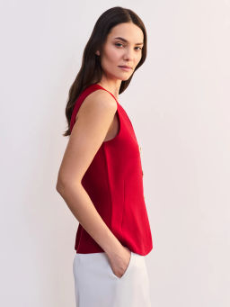 Приталенный жилет с баской ZR2605023308-70 / Zarina