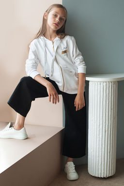 Худи на молнии из премиального футера с золотистой фурнитурой